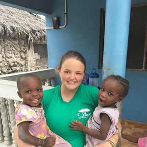 Meet your Posher, Hannah